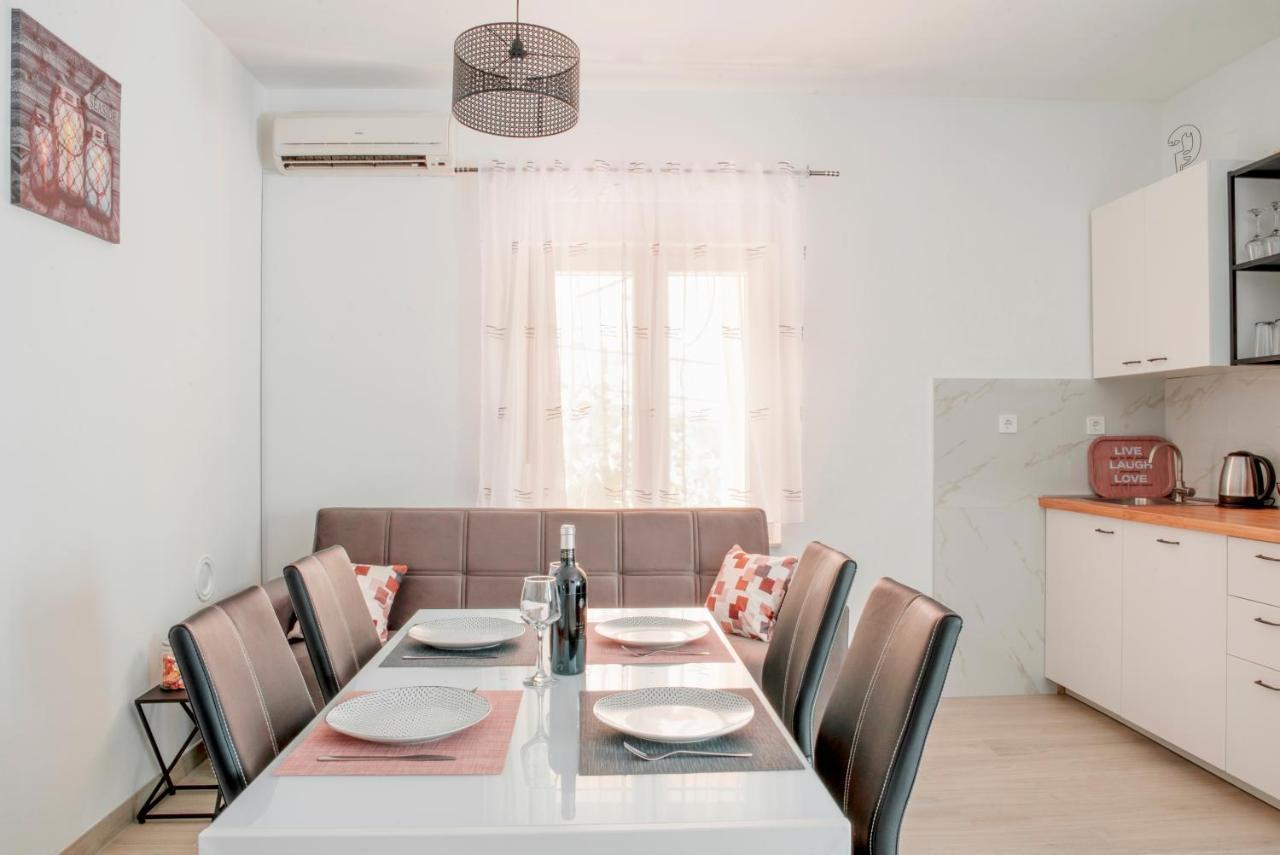 Apartmani Vudrag トロギール エクステリア 写真