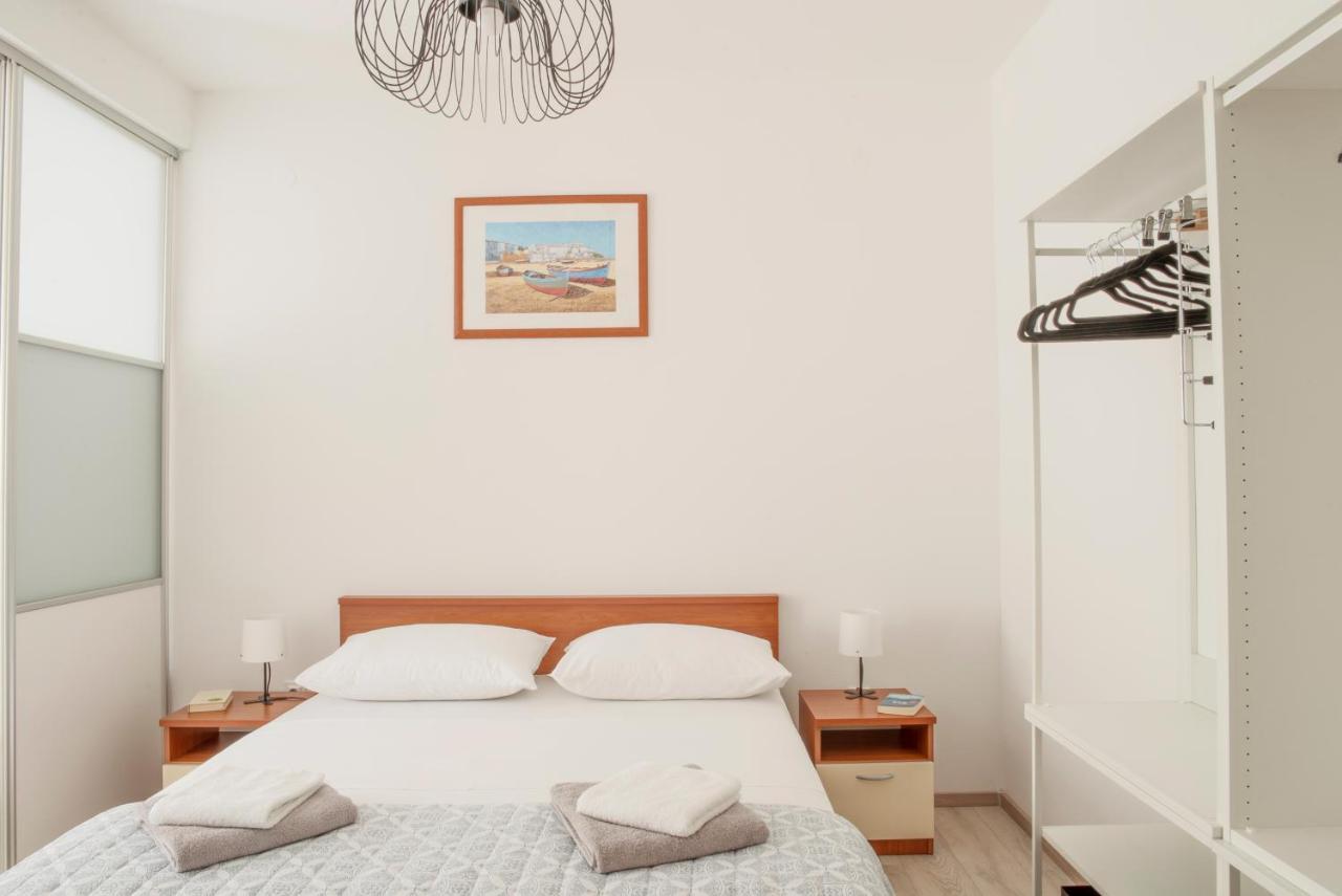 Apartmani Vudrag トロギール エクステリア 写真