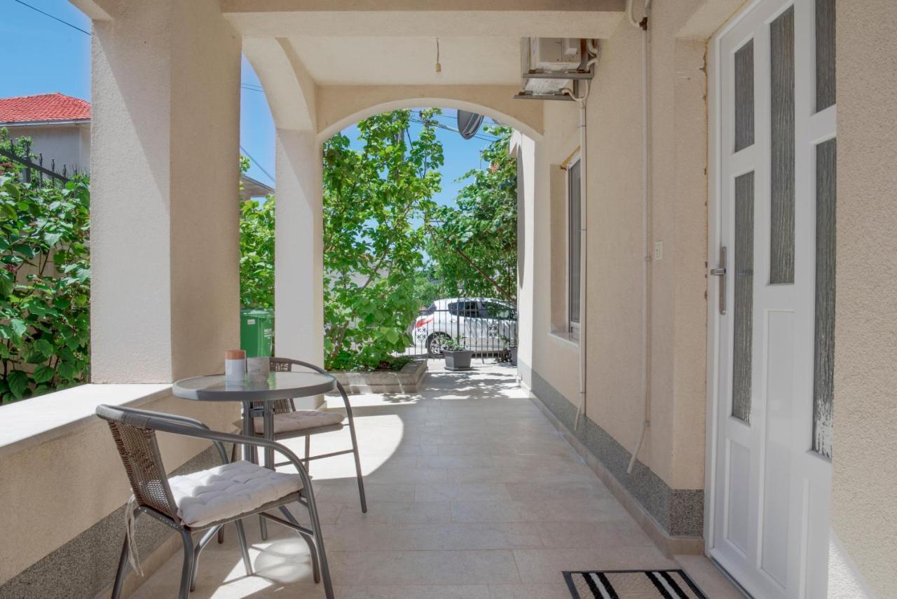 Apartmani Vudrag トロギール エクステリア 写真